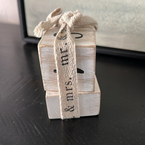 Mr and Mrs wedding countdown cubes engagement gift bridal shower bachelorette - Picture 6 of 6